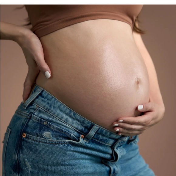 Jess Beauty Twin Momma Belly Balm - Picture 2 of 3